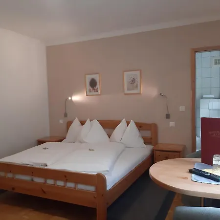 Isabella 바트키르히하임