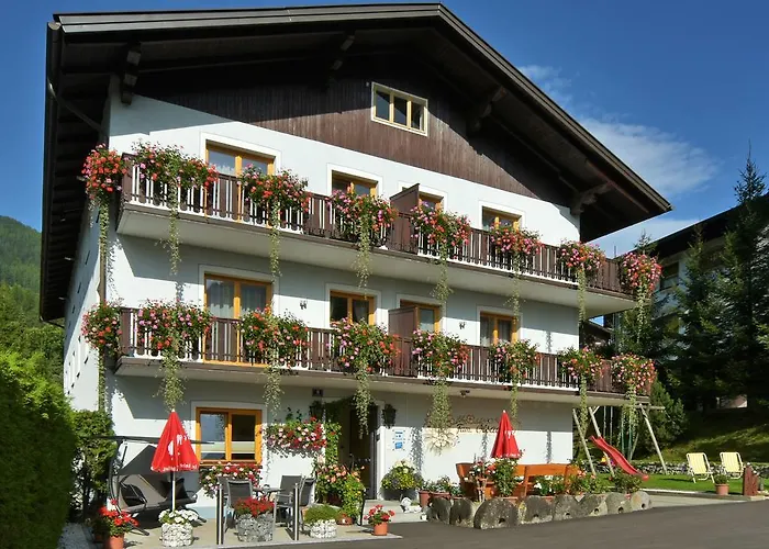 Pension Isabella Guest house 3*